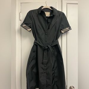 Gorgeous Burberry london button down dress size 10